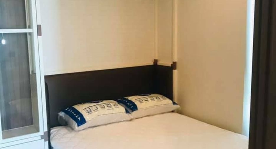For sale 2 bed condo in Bang Rak, Bangkok