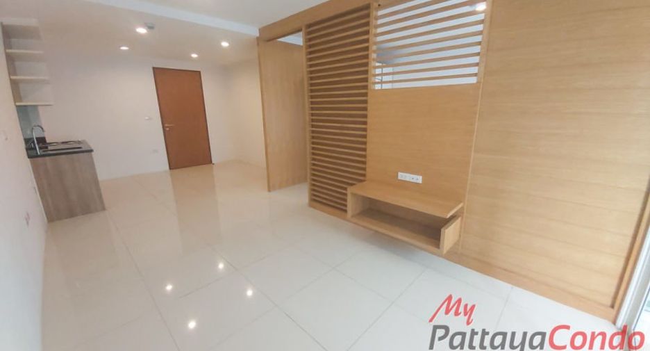 For sale studio condo in Bang Lamung, Chonburi