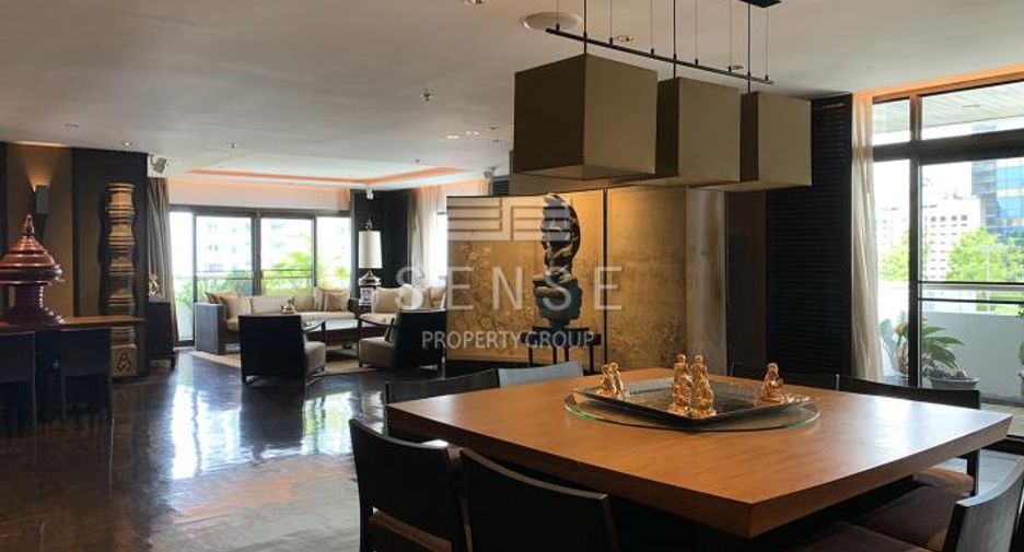 For sale 2 bed condo in Watthana, Bangkok