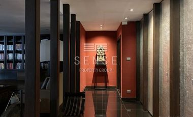 For sale 2 bed condo in Watthana, Bangkok