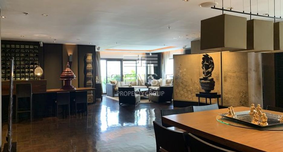 For sale 2 bed condo in Watthana, Bangkok