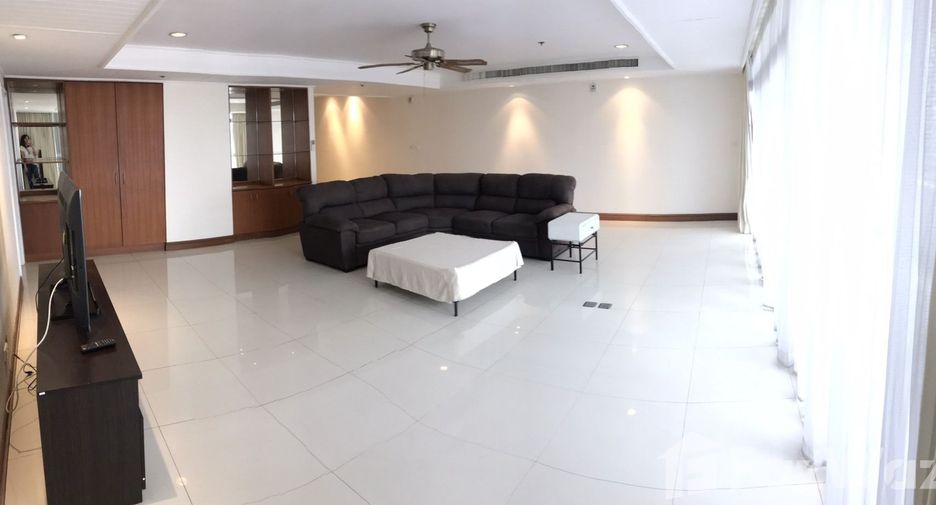 For sale 3 bed condo in Watthana, Bangkok