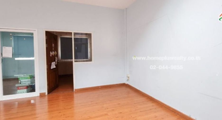For sale 11 bedrooms retail Space in Bueng Kum, Bangkok