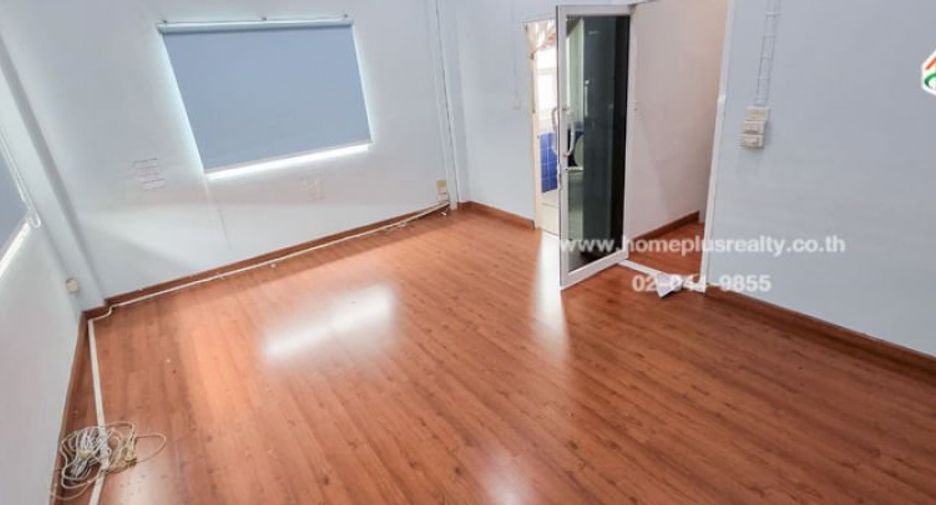 For sale 11 bedrooms retail Space in Bueng Kum, Bangkok