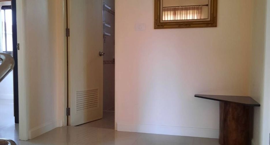 For rent 4 Beds house in Mueang Udon Thani, Udon Thani
