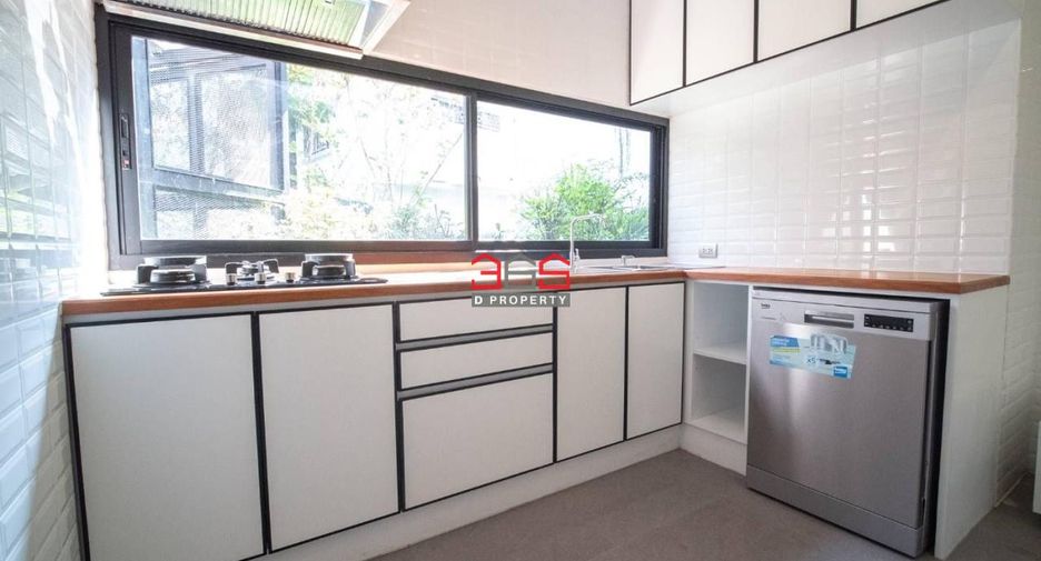 Haus zum Kauf mit 5 Zimmer in Watthana, Bangkok