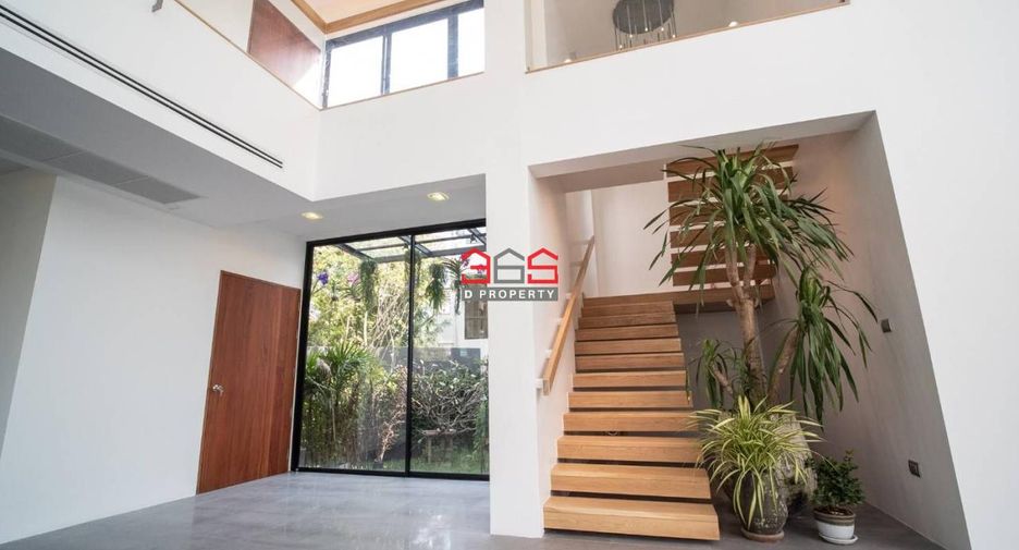 Haus zum Kauf mit 5 Zimmer in Watthana, Bangkok