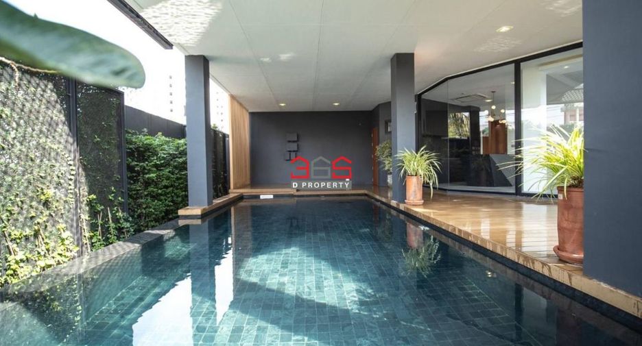 Haus zum Kauf mit 5 Zimmer in Watthana, Bangkok