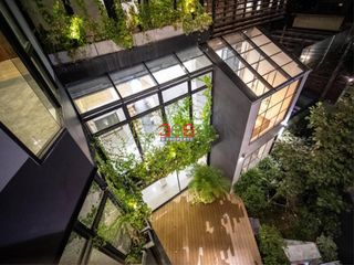 Haus zum Kauf mit 5 Zimmer in Watthana, Bangkok
