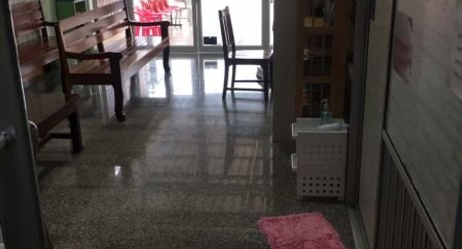 For sale 2 bed retail Space in Sangkhla Buri, Kanchanaburi
