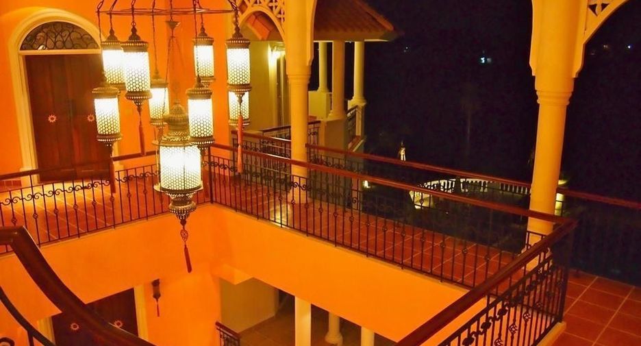 For sale 6 Beds villa in Cha Am, Phetchaburi