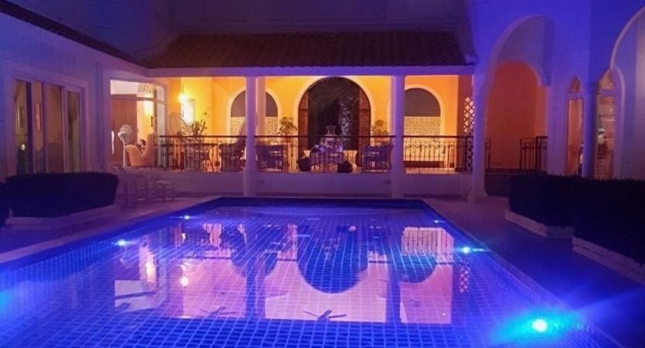 For sale 6 Beds villa in Cha Am, Phetchaburi