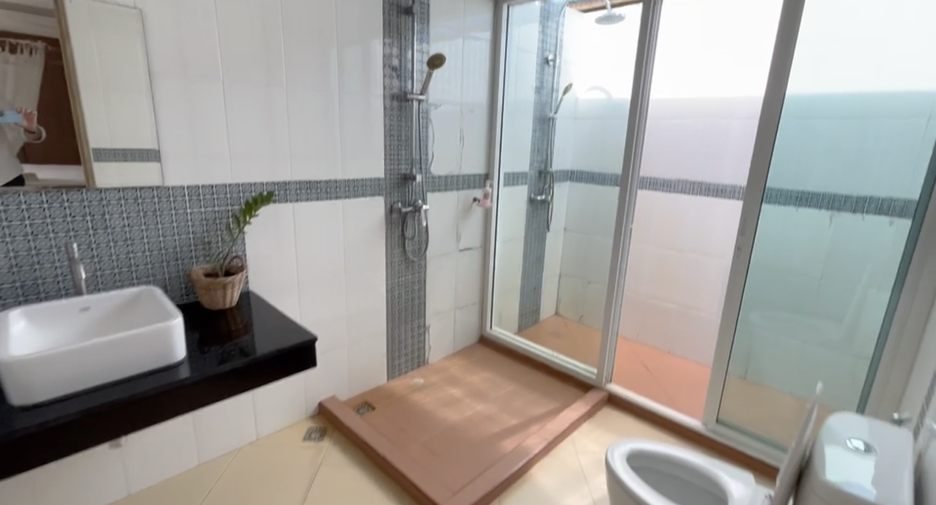 For rent 3 bed villa in Thalang, Phuket