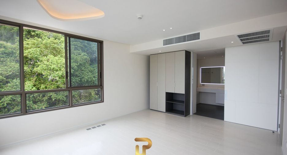 For sale 3 bed apartment in Hua Hin, Prachuap Khiri Khan