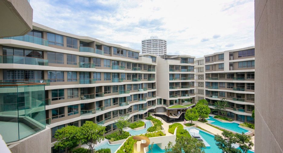 For sale 3 bed apartment in Hua Hin, Prachuap Khiri Khan