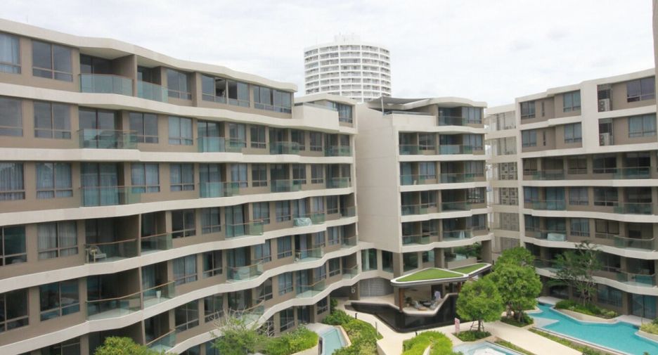 For sale 3 bed apartment in Hua Hin, Prachuap Khiri Khan