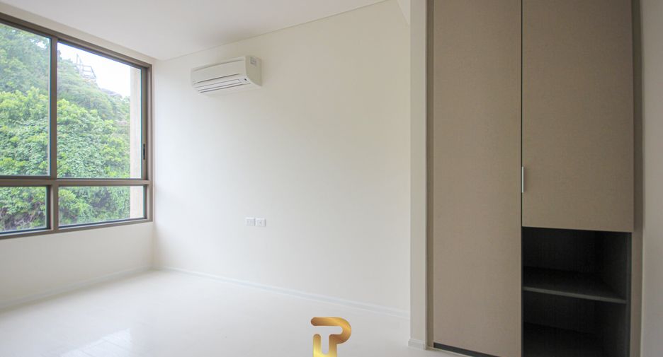For sale 3 bed apartment in Hua Hin, Prachuap Khiri Khan
