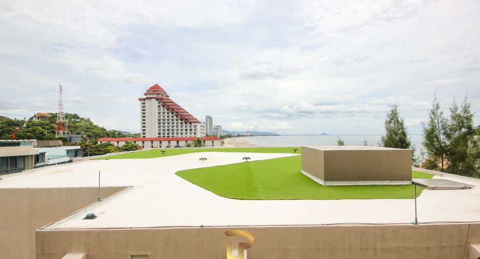 For sale 3 bed apartment in Hua Hin, Prachuap Khiri Khan