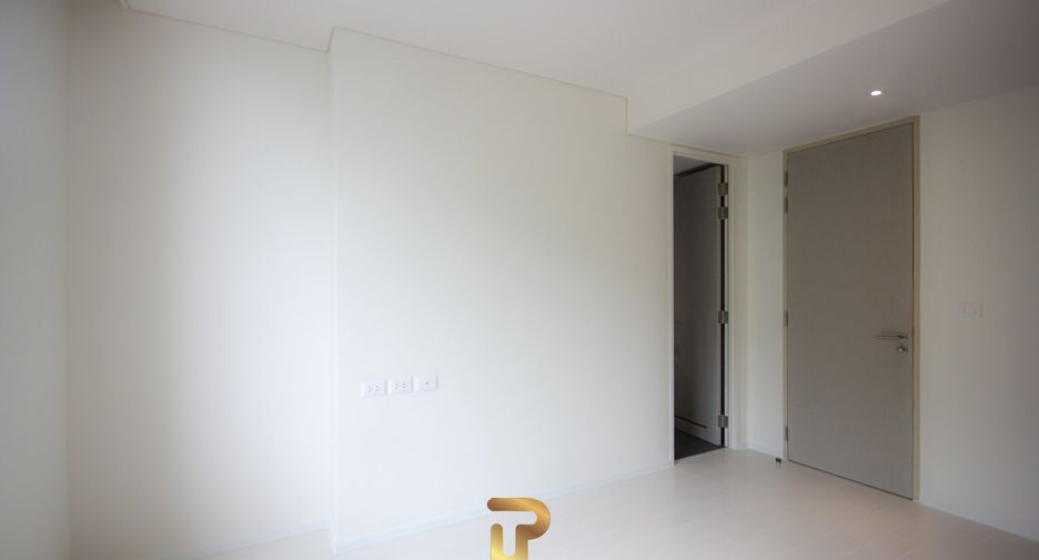 For sale 3 bed apartment in Hua Hin, Prachuap Khiri Khan