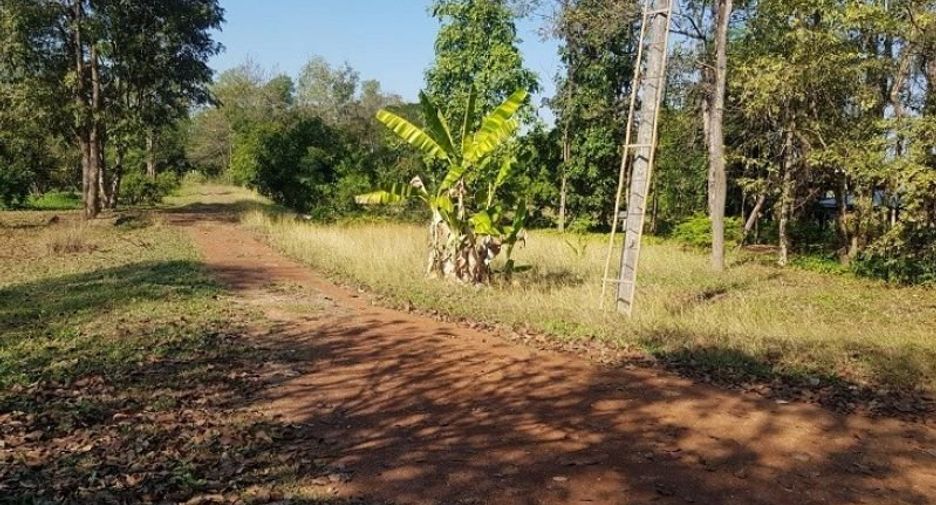 Terreno en venta en Mueang Uttaradit, Uttaradit
