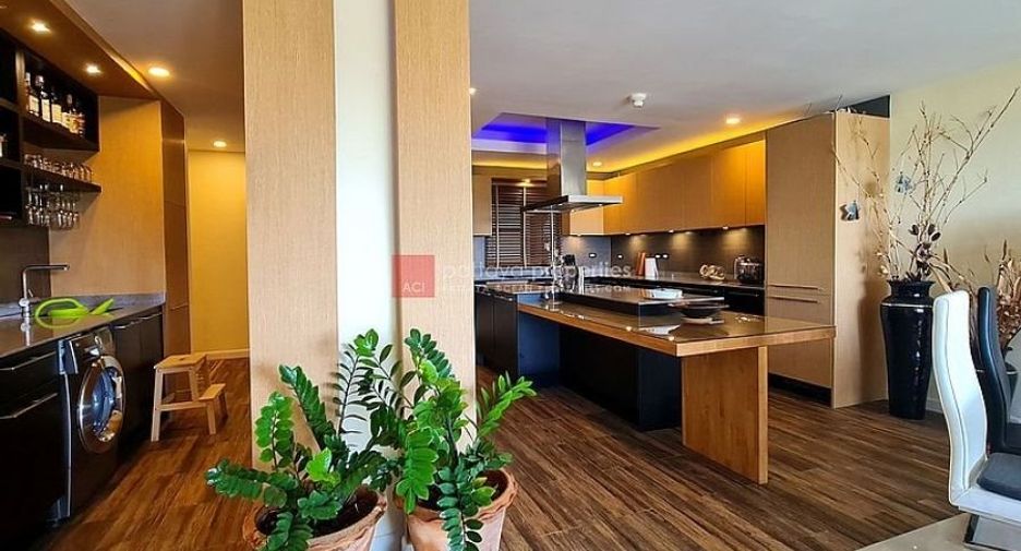 For rent 2 bedrooms condo in Bang Lamung, Chonburi