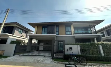 出租 和 出售 4 卧室 独立屋 在 Lam Luk Ka, Pathum Thani