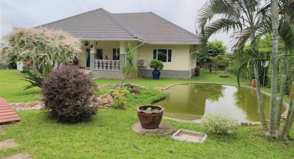 For sale 2 bedrooms house in Saraphi, Chiang Mai