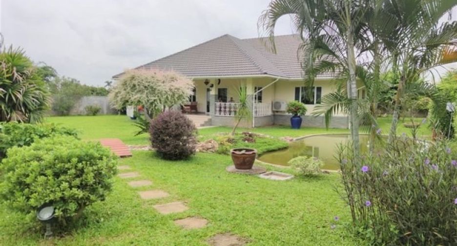 For sale 2 bedrooms house in Saraphi, Chiang Mai