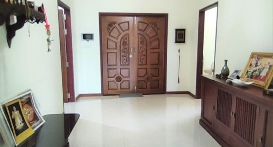 For sale 2 bedrooms house in Saraphi, Chiang Mai
