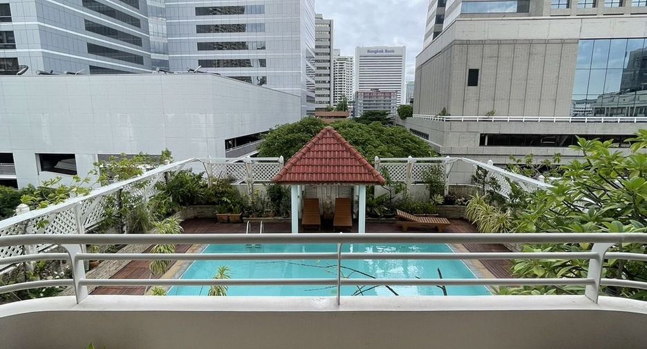 For rent 3 bed apartment in Sathon, Bangkok