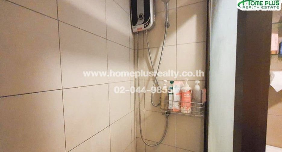 For sale 1 bed condo in Khan Na Yao, Bangkok
