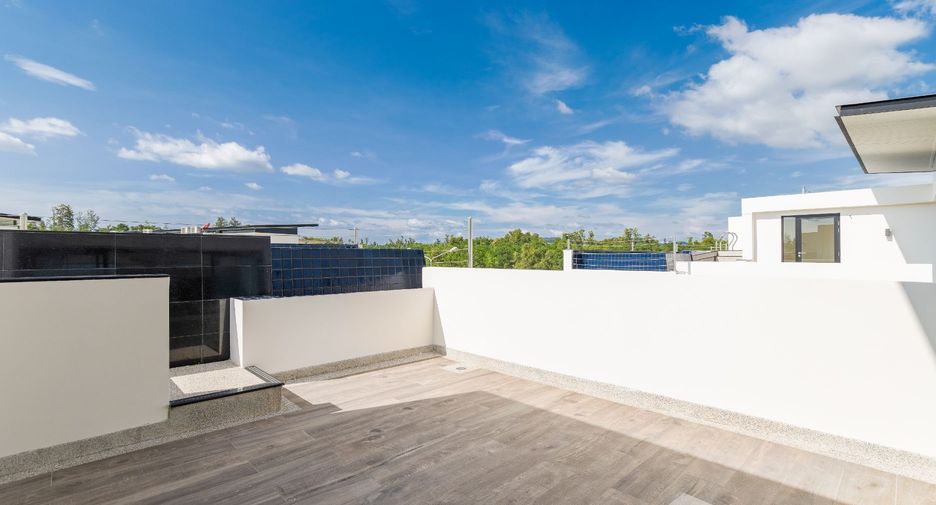 For sale 5 bed villa in Thalang, Phuket