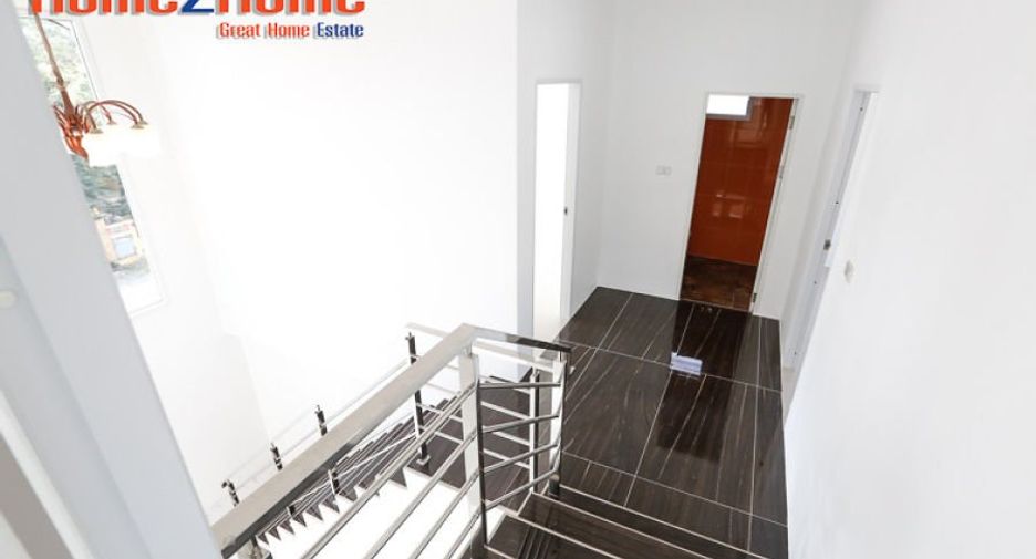 For sale 4 bedrooms house in Bang Khun Thian, Bangkok