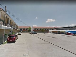 For sale 1 bed retail Space in San Kamphaeng, Chiang Mai