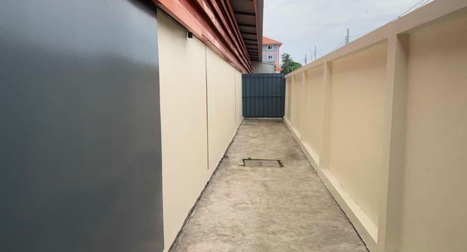 For sale warehouse in Mueang Samut Prakan, Samut Prakan