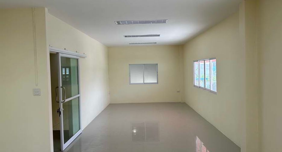 For sale warehouse in Mueang Samut Prakan, Samut Prakan