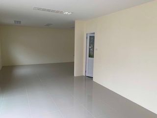For sale warehouse in Mueang Samut Prakan, Samut Prakan