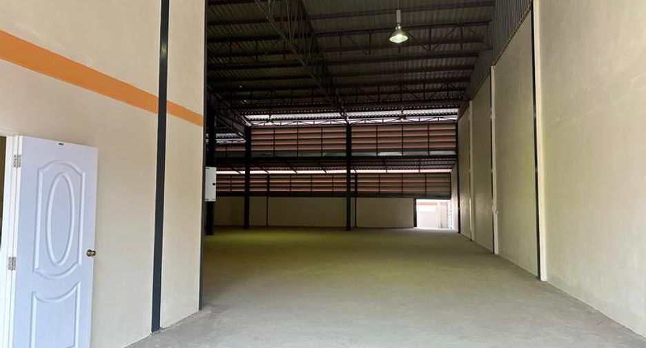For sale warehouse in Mueang Samut Prakan, Samut Prakan