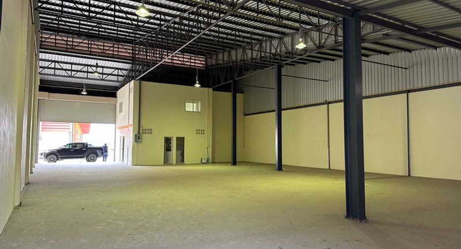 For sale warehouse in Mueang Samut Prakan, Samut Prakan