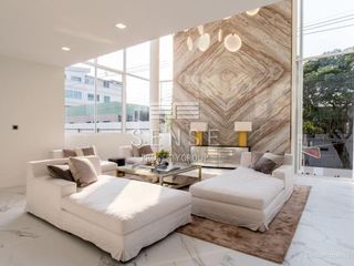 Casa adosada en venta de 4 habitaciones en Wang Thonglang, Bangkok