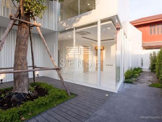 Casa adosada en venta de 4 habitaciones en Wang Thonglang, Bangkok