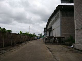 For sale and for rent warehouse in Krathum Baen, Samut Sakhon