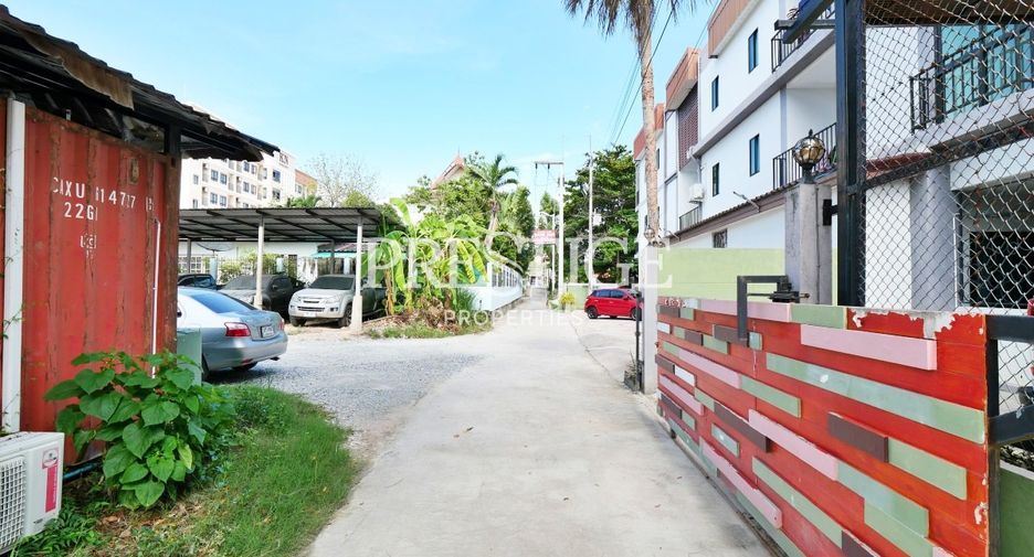 Local comercial en venta de 24 habitaciones en Bang Lamung, Chonburi