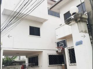 For sale 1 Beds house in Khlong San, Bangkok