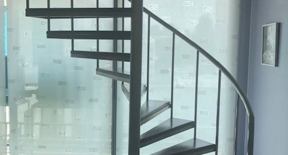For sale 3 bedrooms condo in Watthana, Bangkok