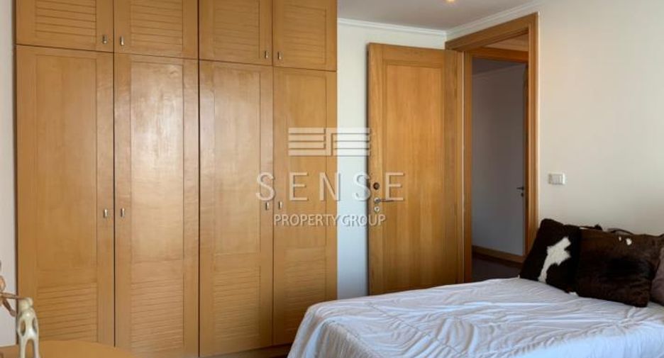 Condo en alquiler de 3 habitaciones en Khlong Toei, Bangkok