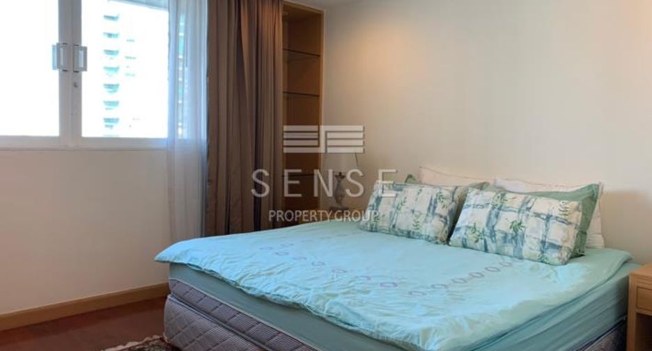 Condo en alquiler de 3 habitaciones en Khlong Toei, Bangkok
