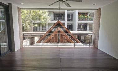 Condo en alquiler de 4 habitaciones en Watthana, Bangkok