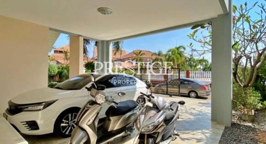 For sale 4 bedrooms house in Bang Lamung, Chonburi