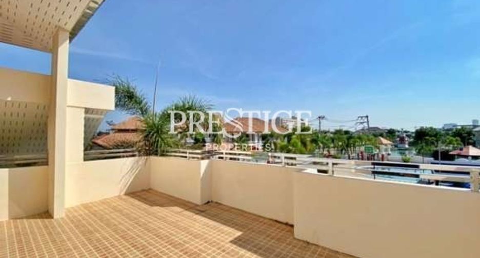 For sale 4 bedrooms house in Bang Lamung, Chonburi